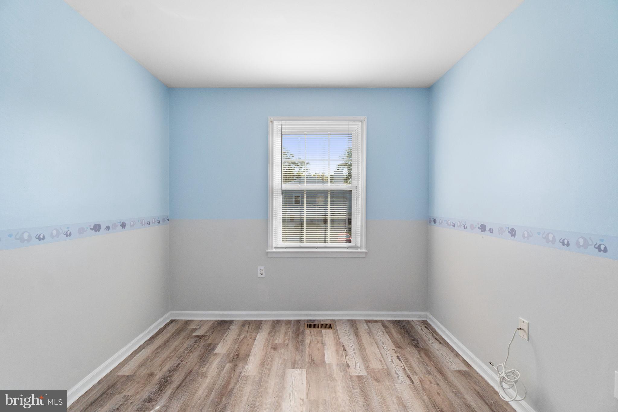 MOUNTAIN VIEW - Residential