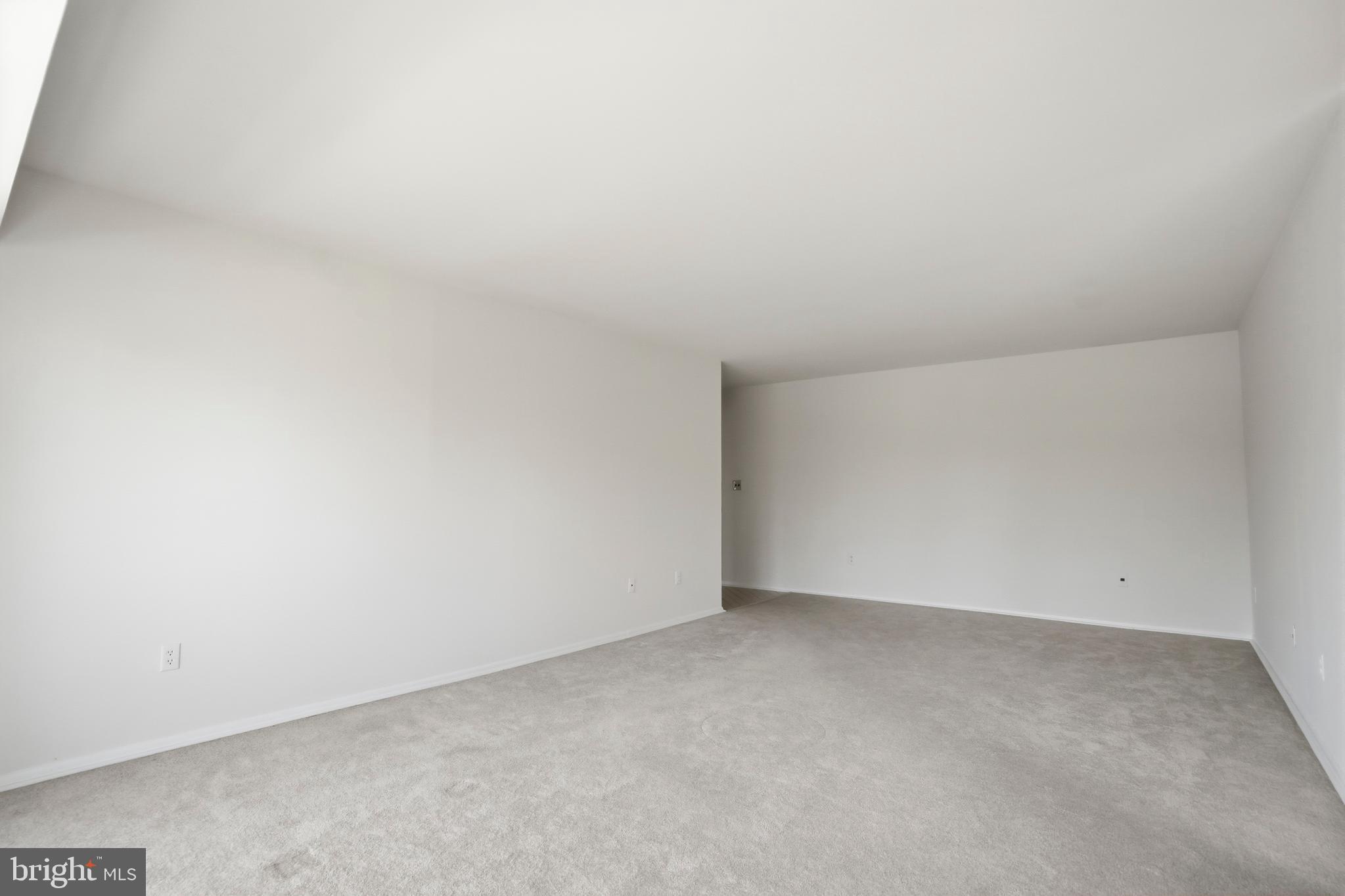 SUBURBAN OAKS - Residential