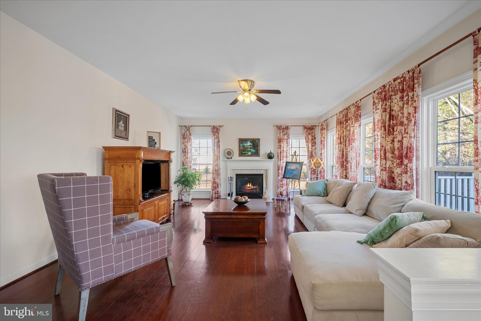 5051 RIDGE VIEW COURT