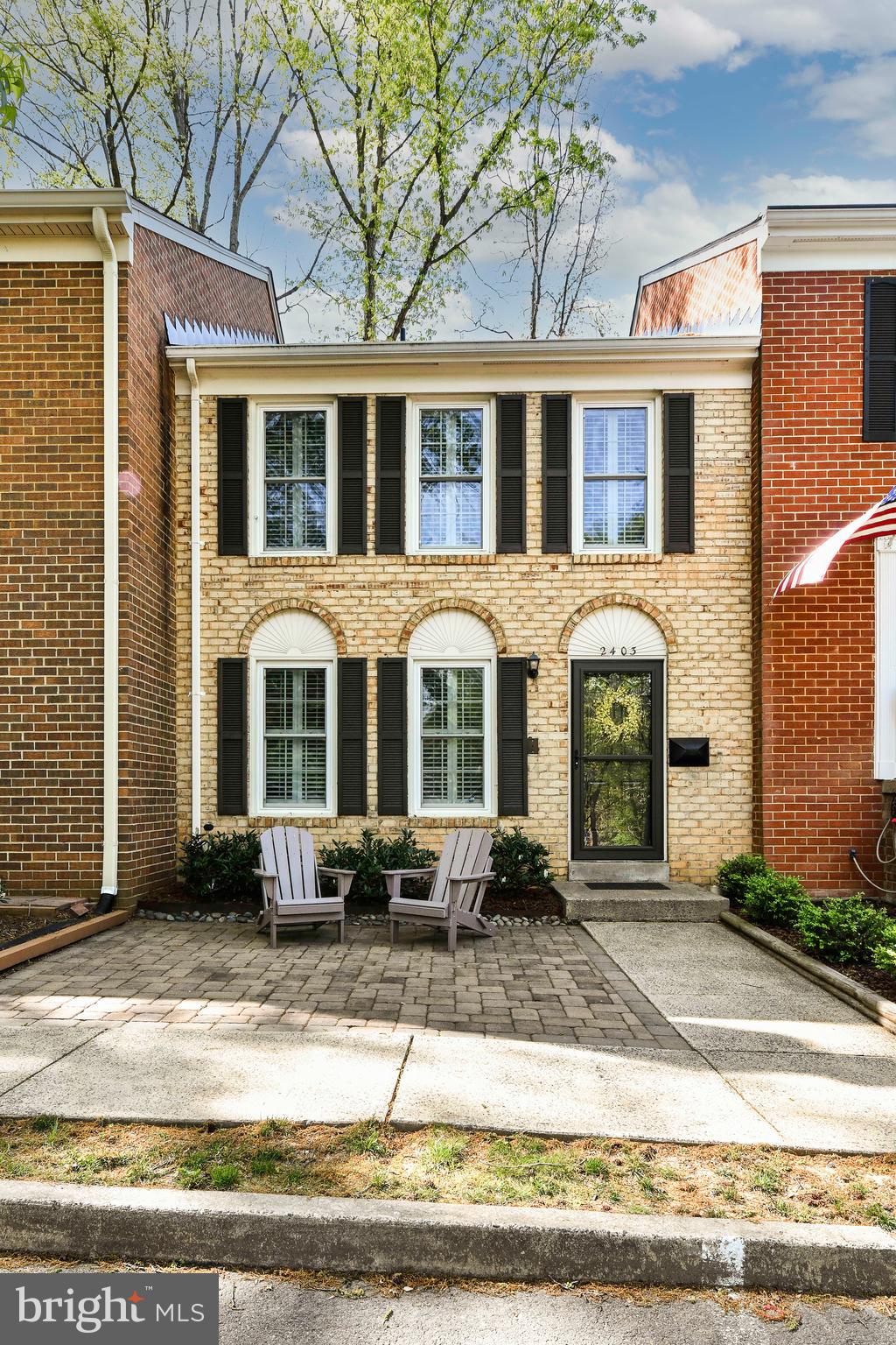 DEEPWOOD - Residential Lease