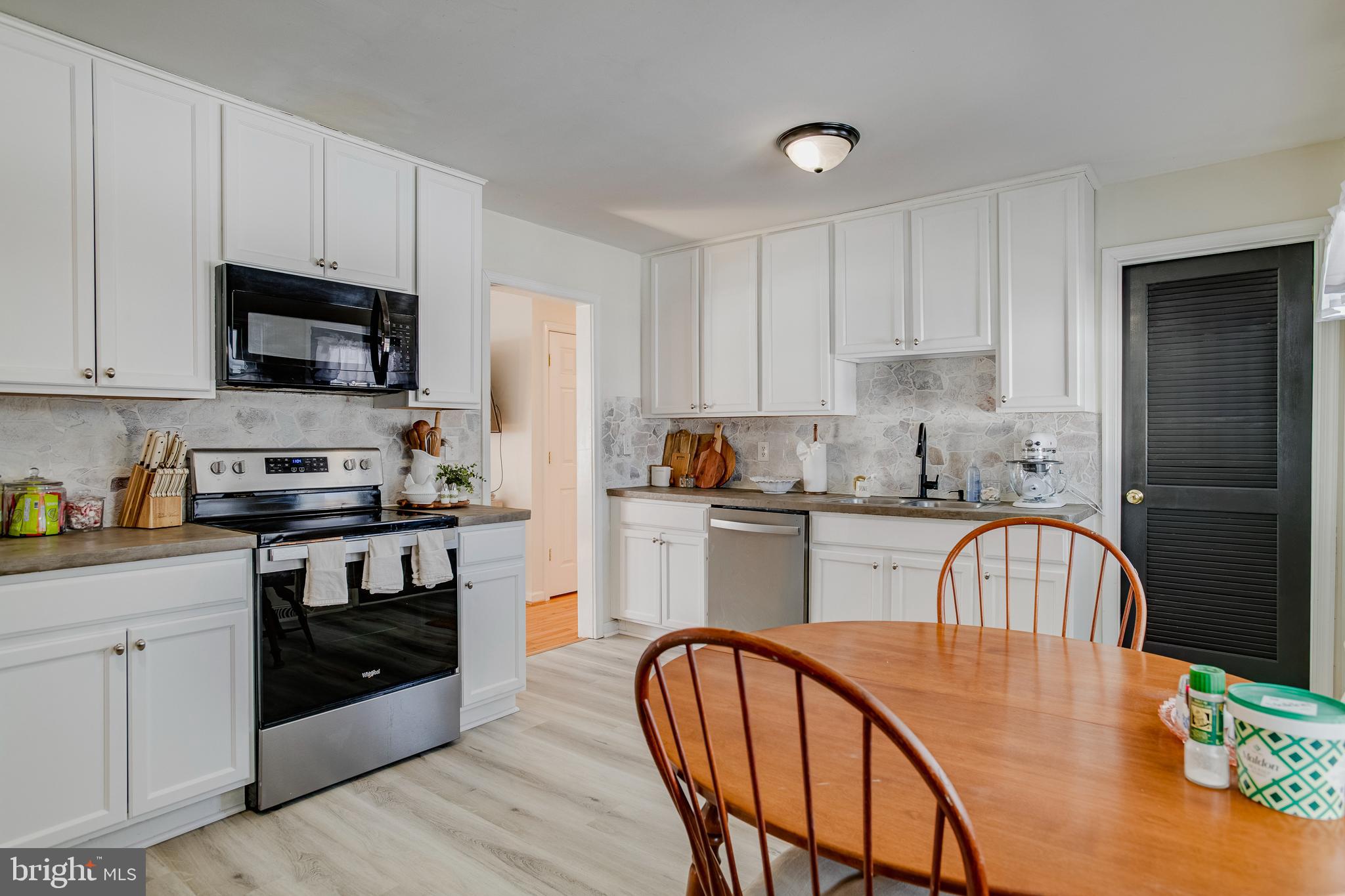 RANDLE RIDGE ESTATES - Residential