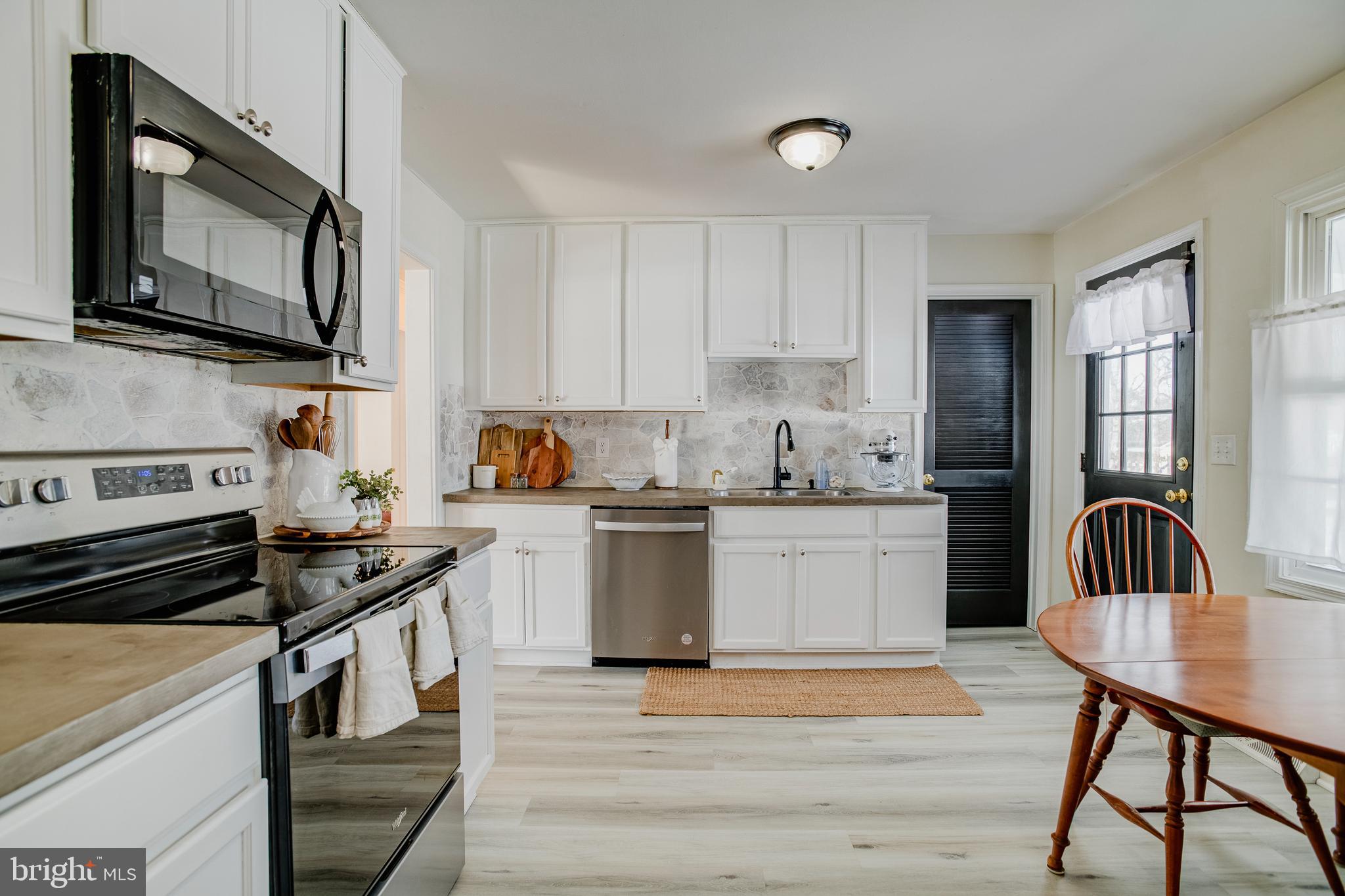 RANDLE RIDGE ESTATES - Residential