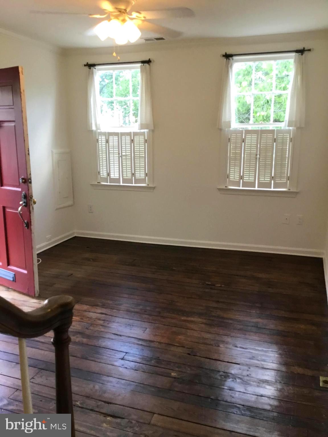 OLD TOWN - Residential Lease