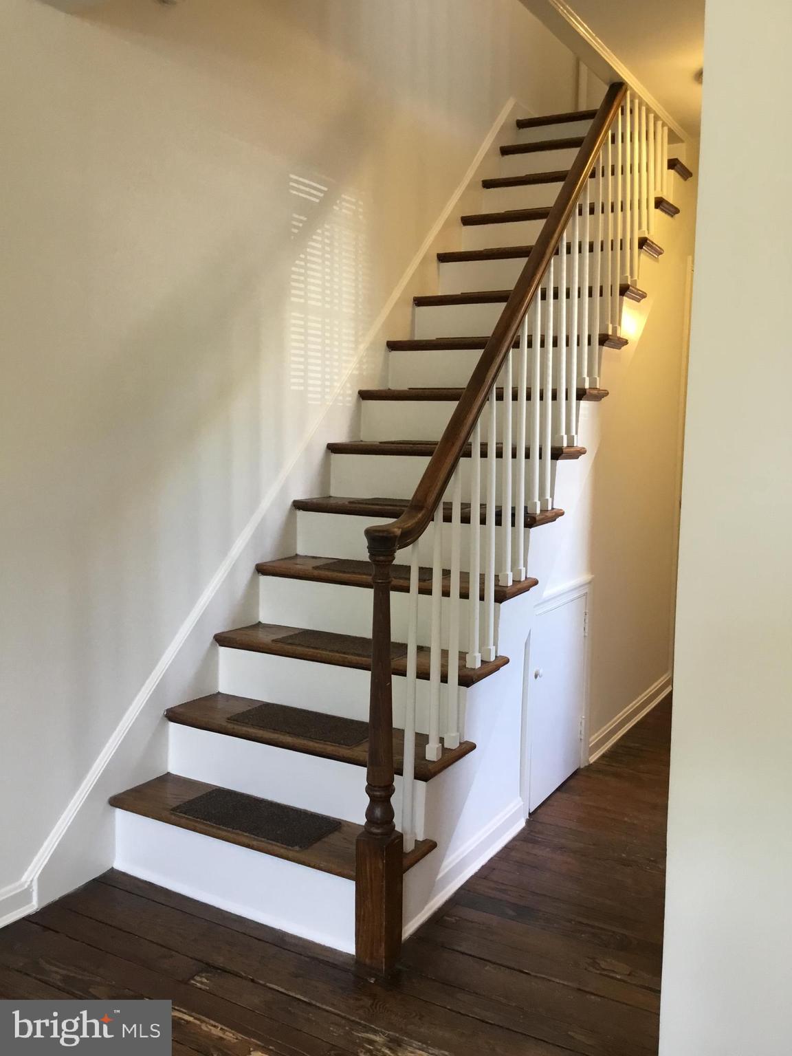 OLD TOWN - Residential Lease