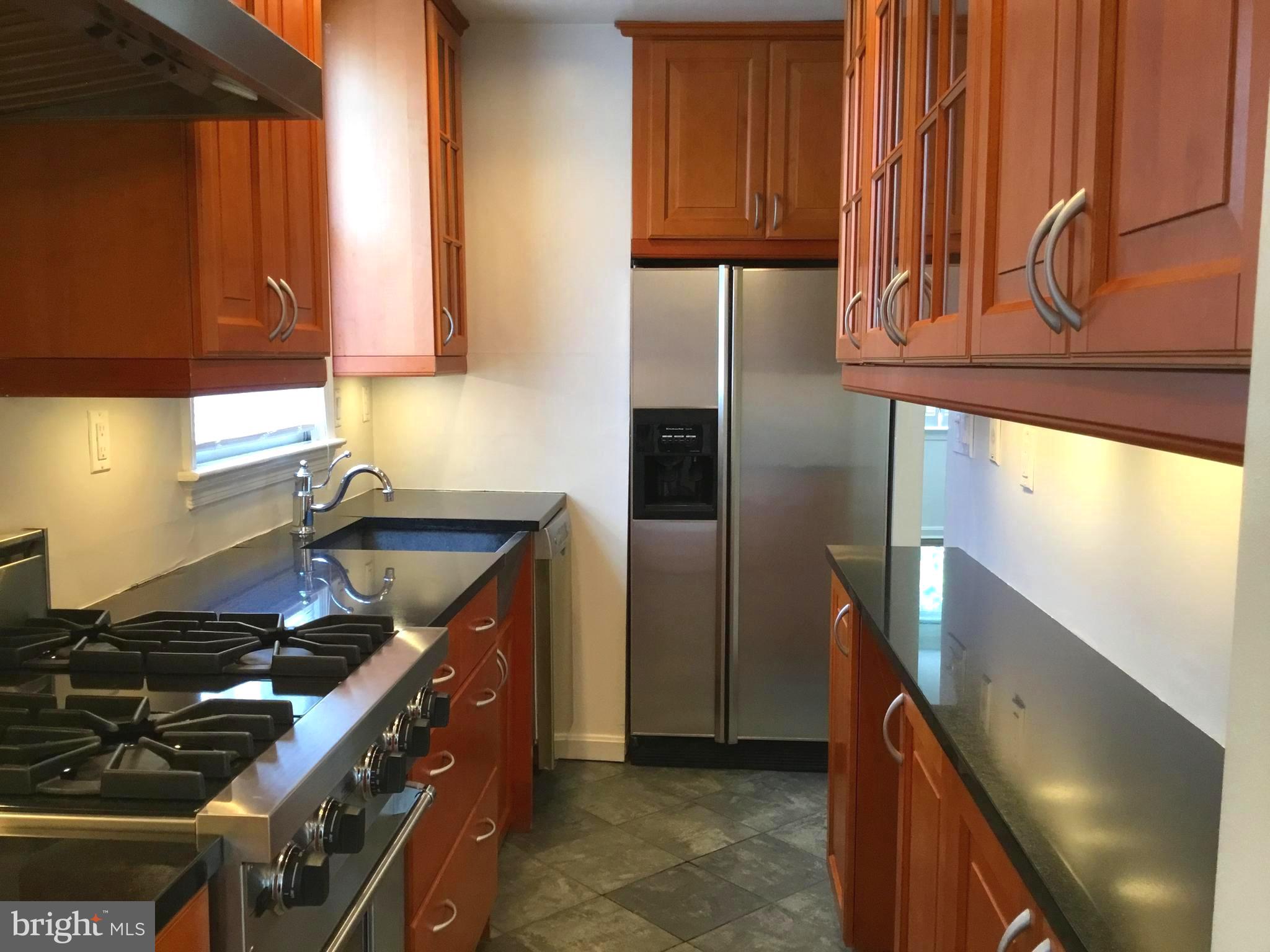 OLD TOWN - Residential Lease