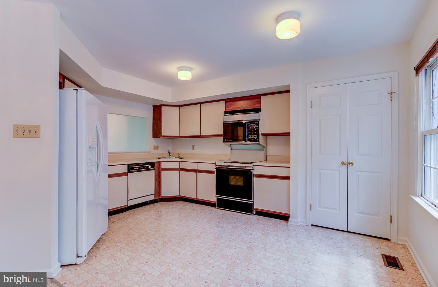 SPRINGHILL FARM - Residential