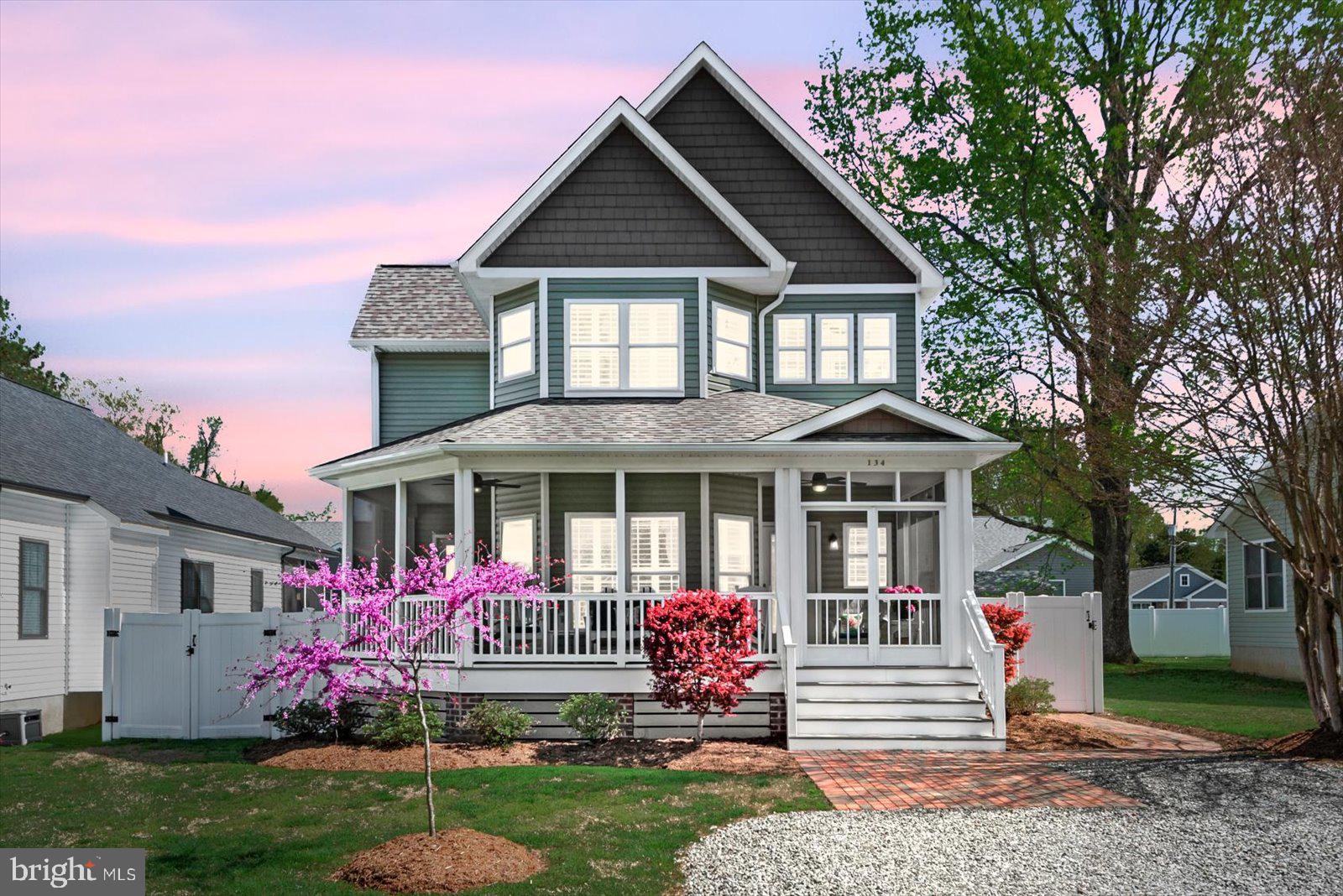 CLASSIC SHORES - Residential