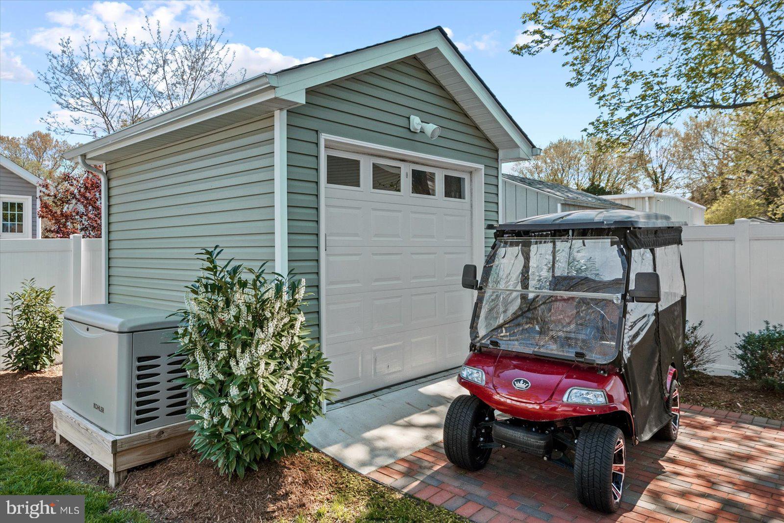 CLASSIC SHORES - Residential