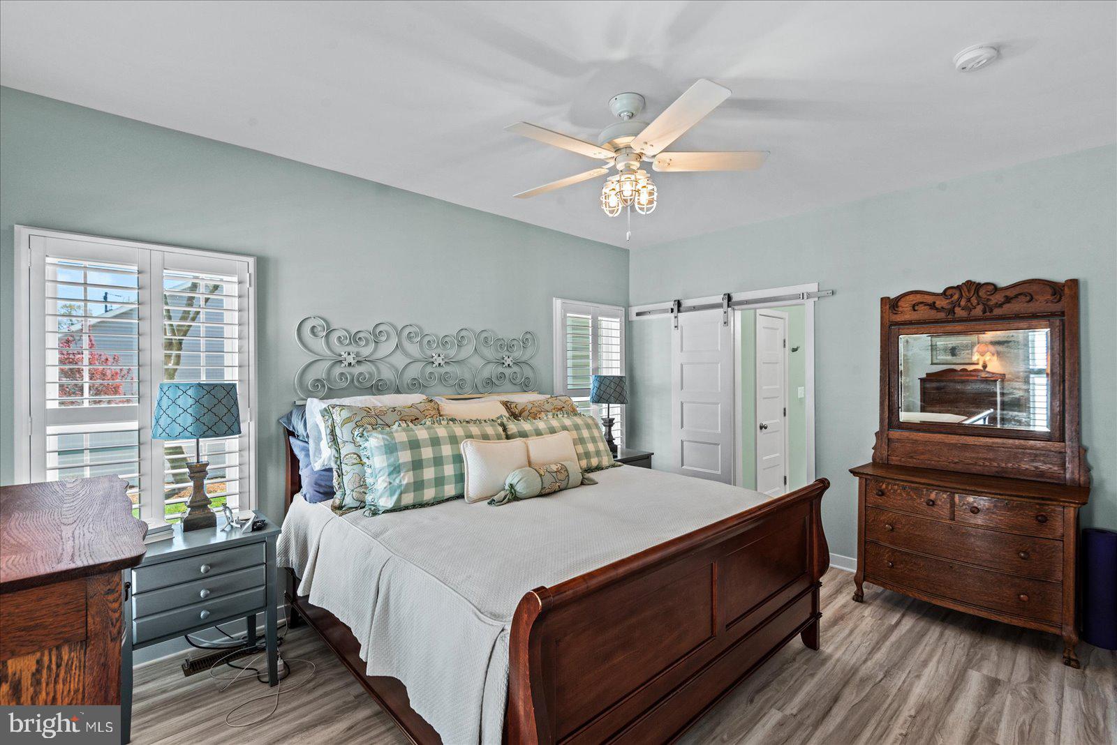 CLASSIC SHORES - Residential