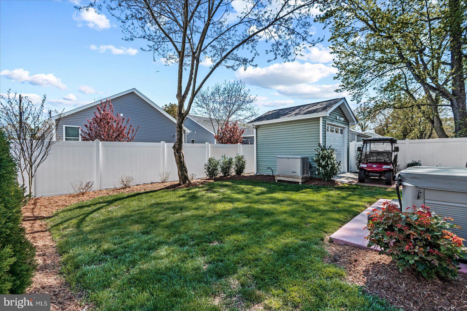 CLASSIC SHORES - Residential