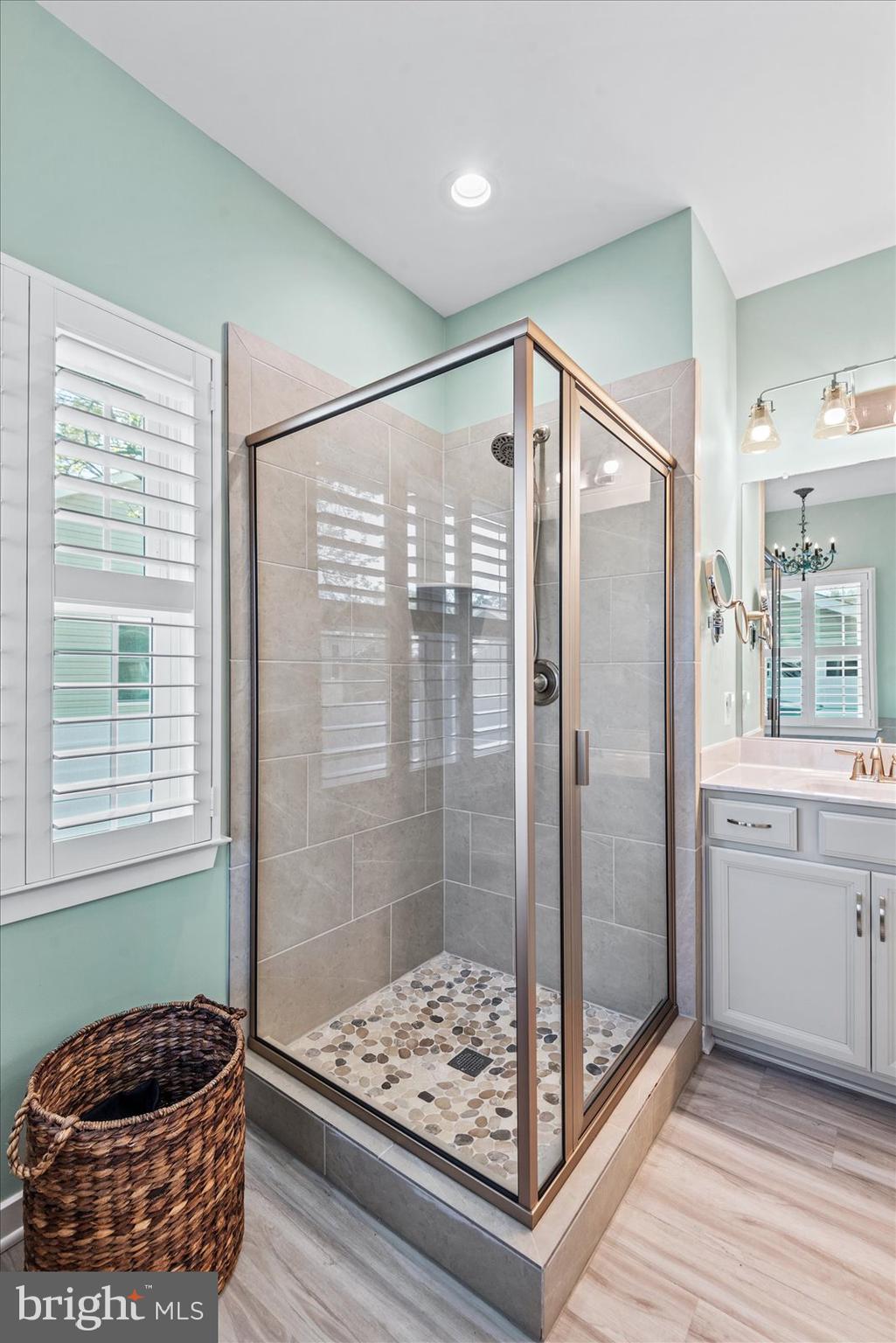 CLASSIC SHORES - Residential