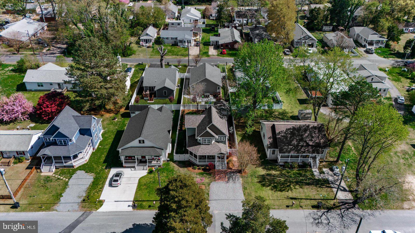 CLASSIC SHORES - Residential