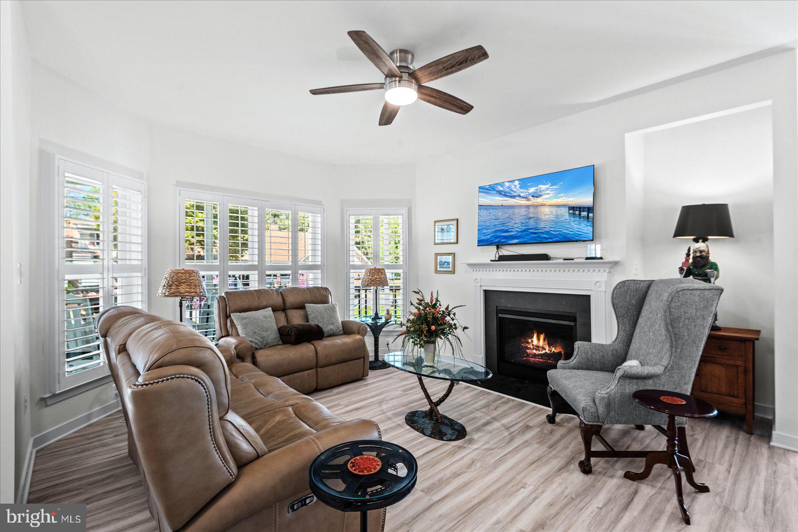 CLASSIC SHORES - Residential