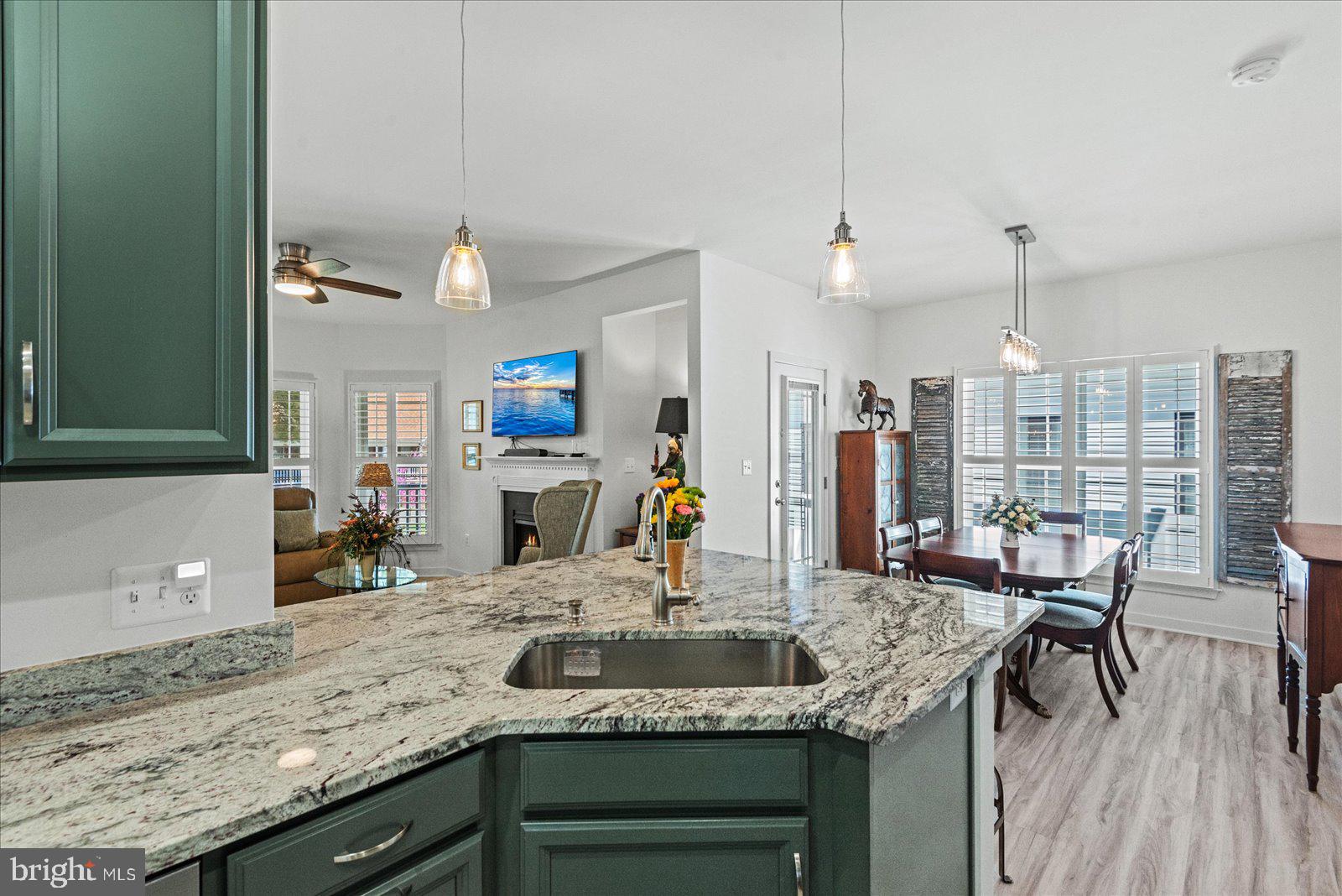 CLASSIC SHORES - Residential