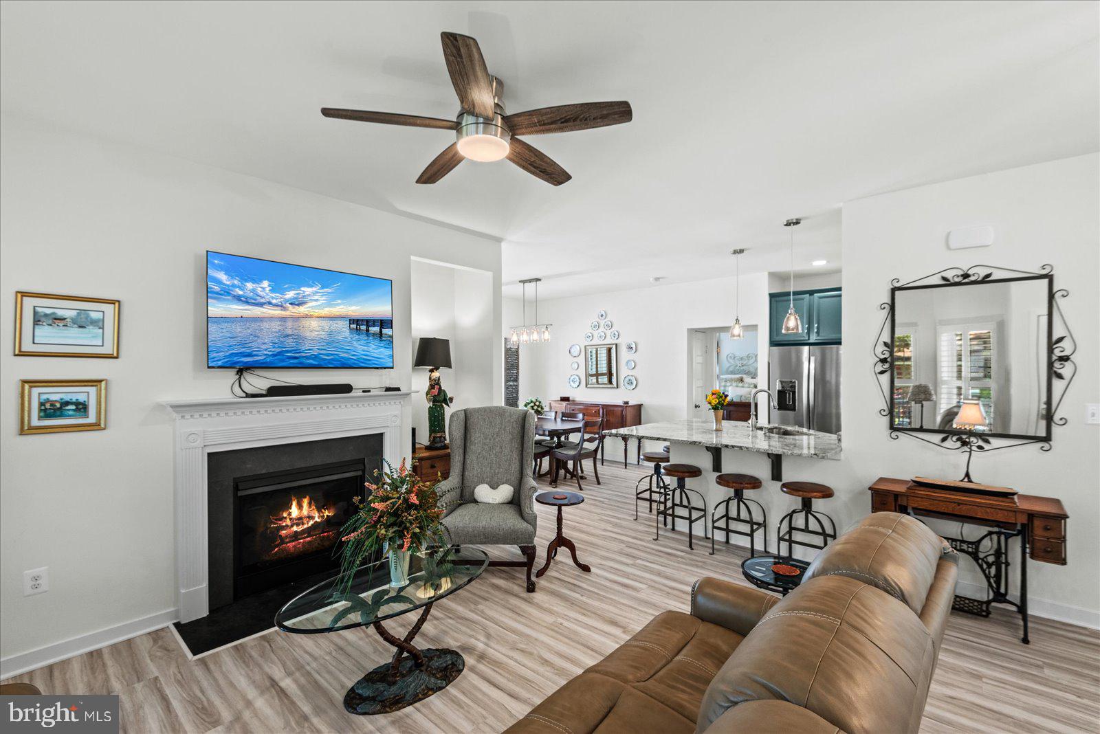 CLASSIC SHORES - Residential