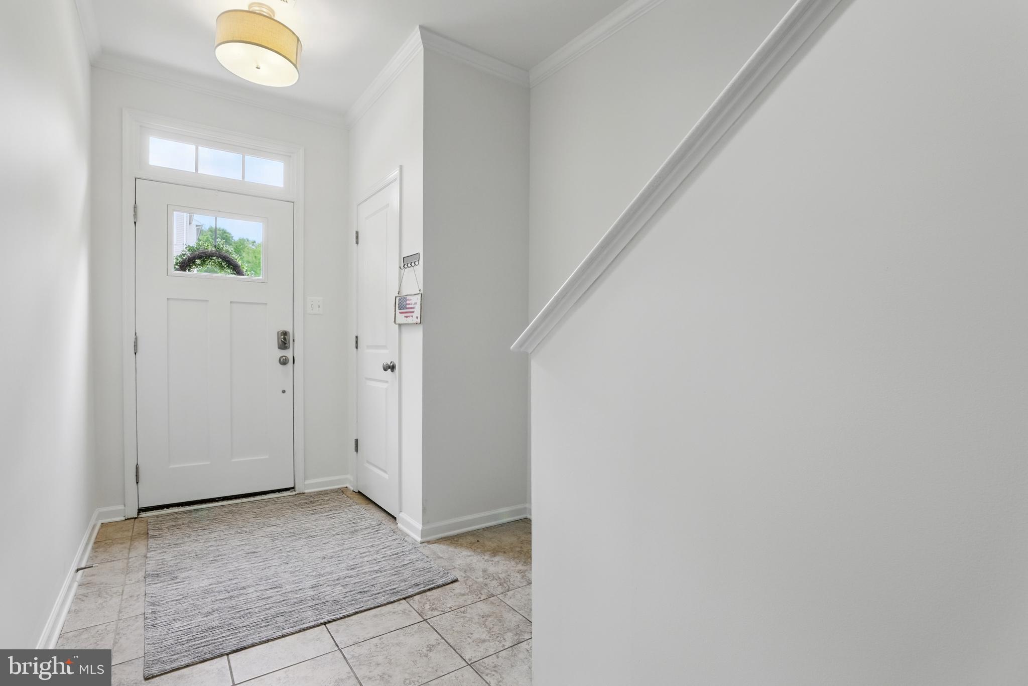 7609 LYNDON COURT