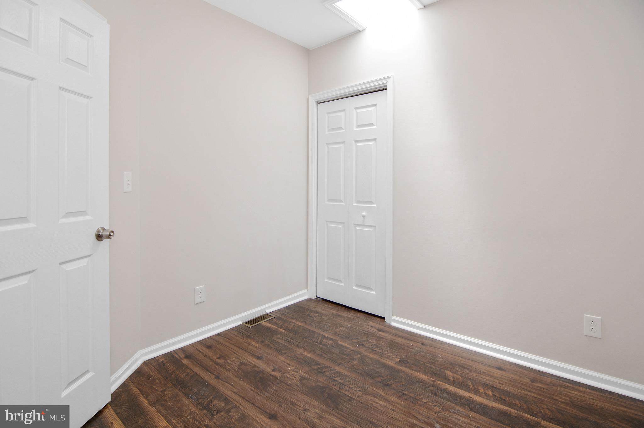 WASHINGTON VILLAGE - Residential Lease