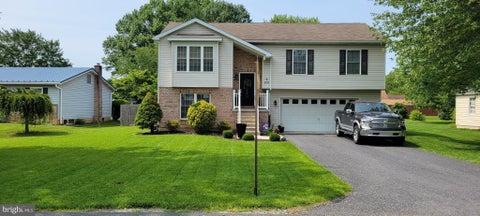 Homes For Sale - 904 Nixon Drive<br/> MECHANICSBURG, PA 17055