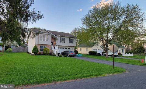 Homes For Sale - 904 Nixon Drive<br/> MECHANICSBURG, PA 17055