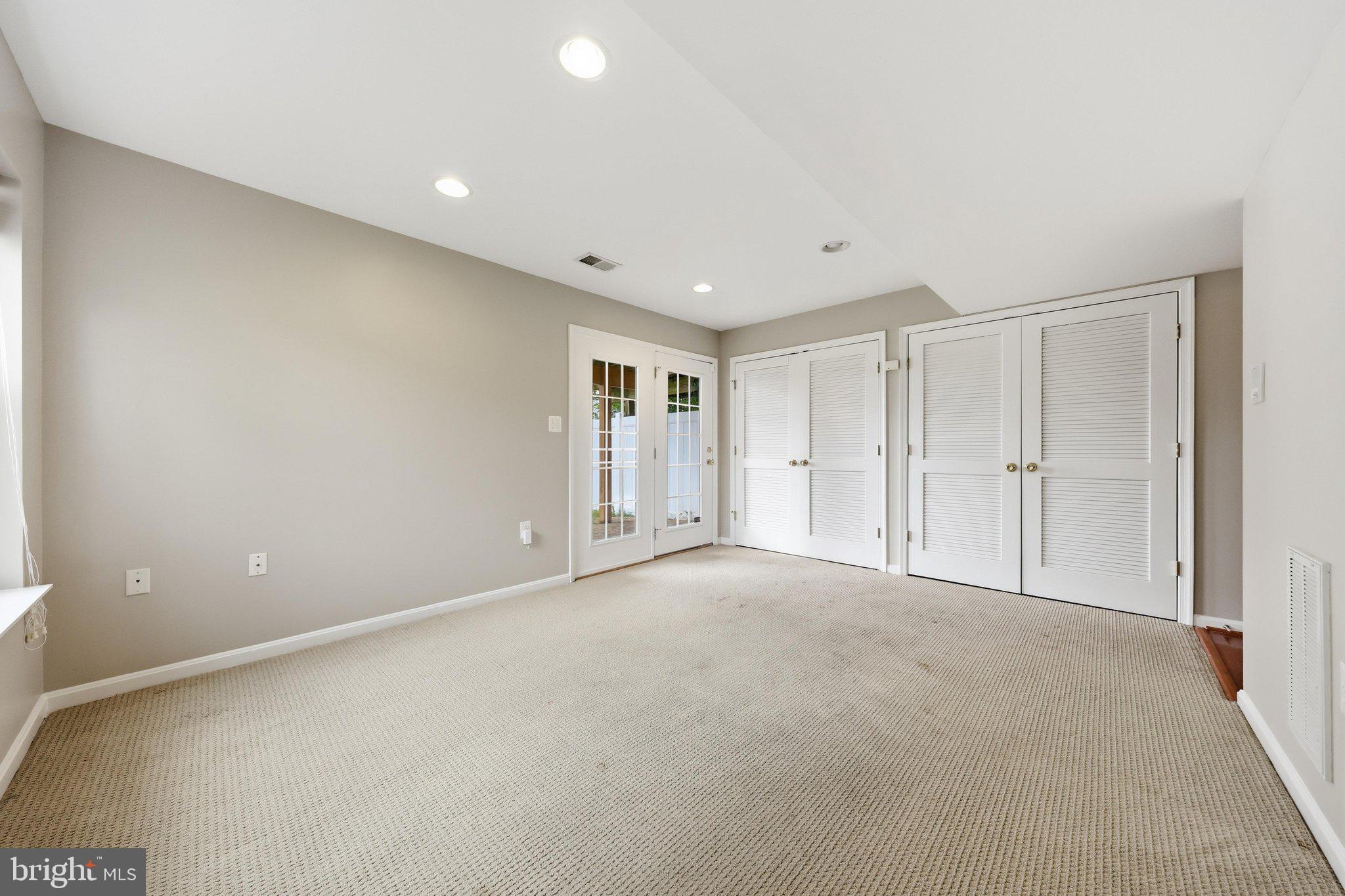 21 HONOR WAY