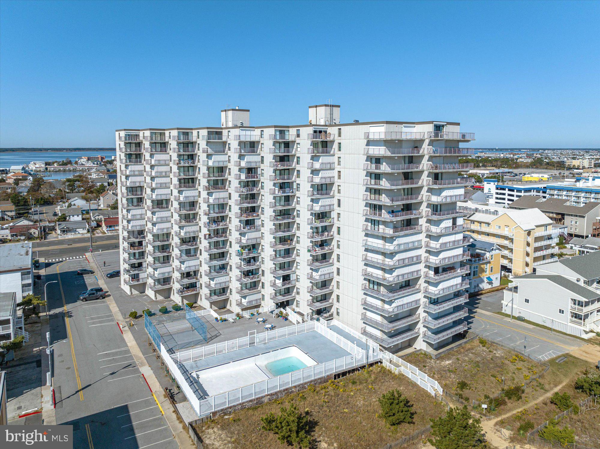 8800 COASTAL HIGHWAY 607
