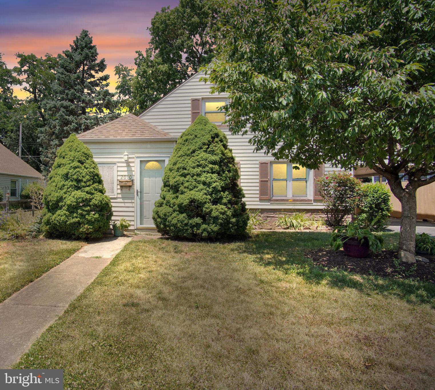 2010 HIGHLAND CIRCLE