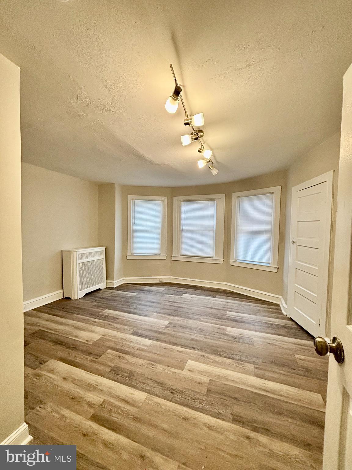 HUNTING PARK - Residential