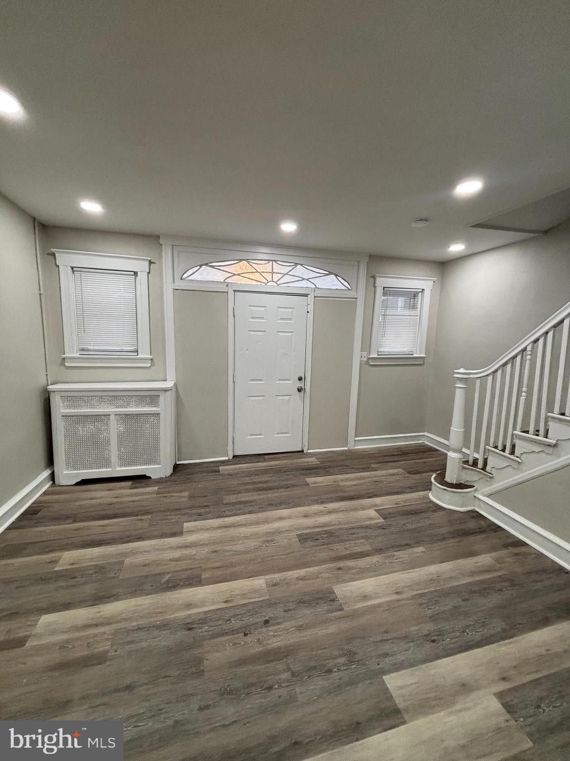 441 W RAYMOND STREET