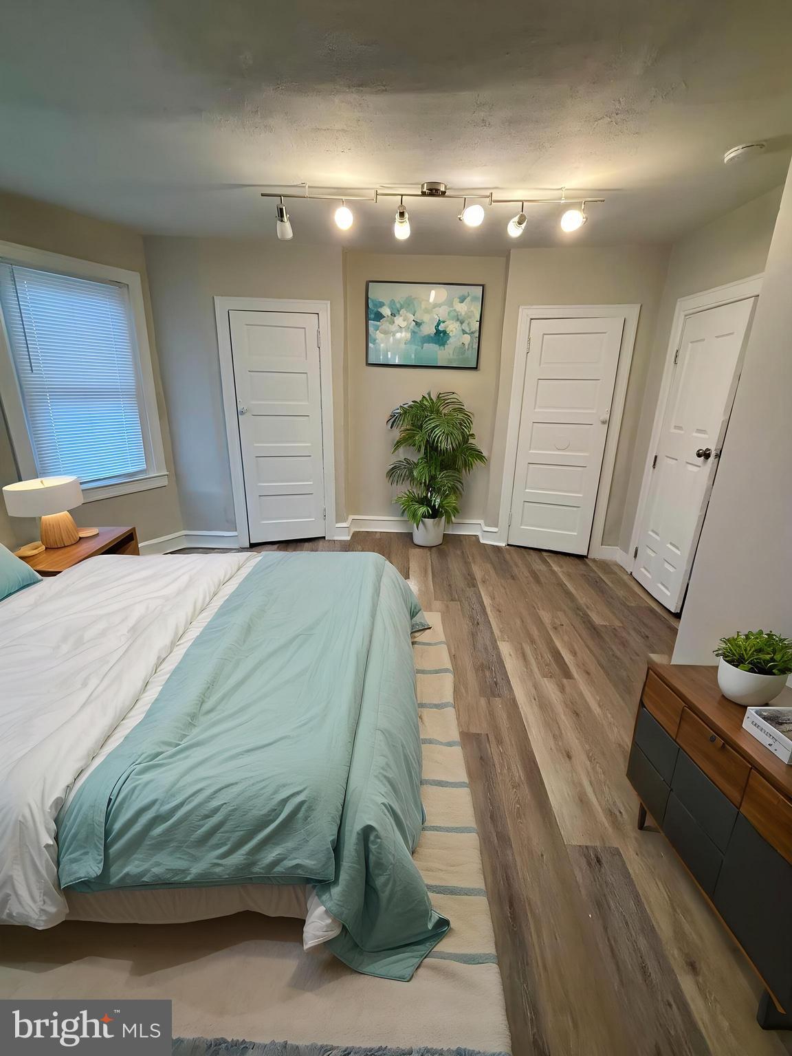 HUNTING PARK - Residential