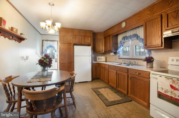 SPRINGTON VILLAGE - Residential