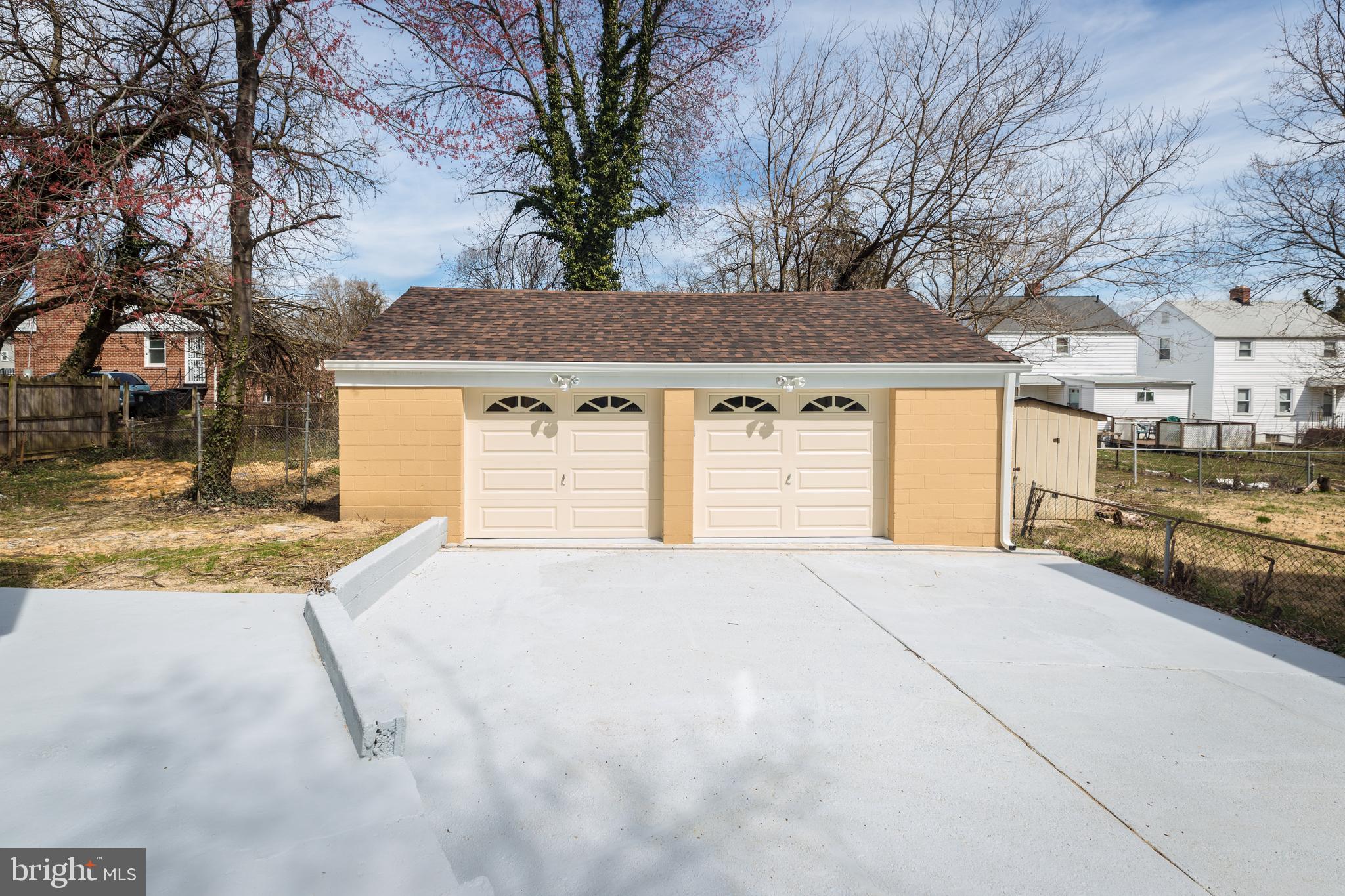 CAPITOL HEIGHTS - Residential