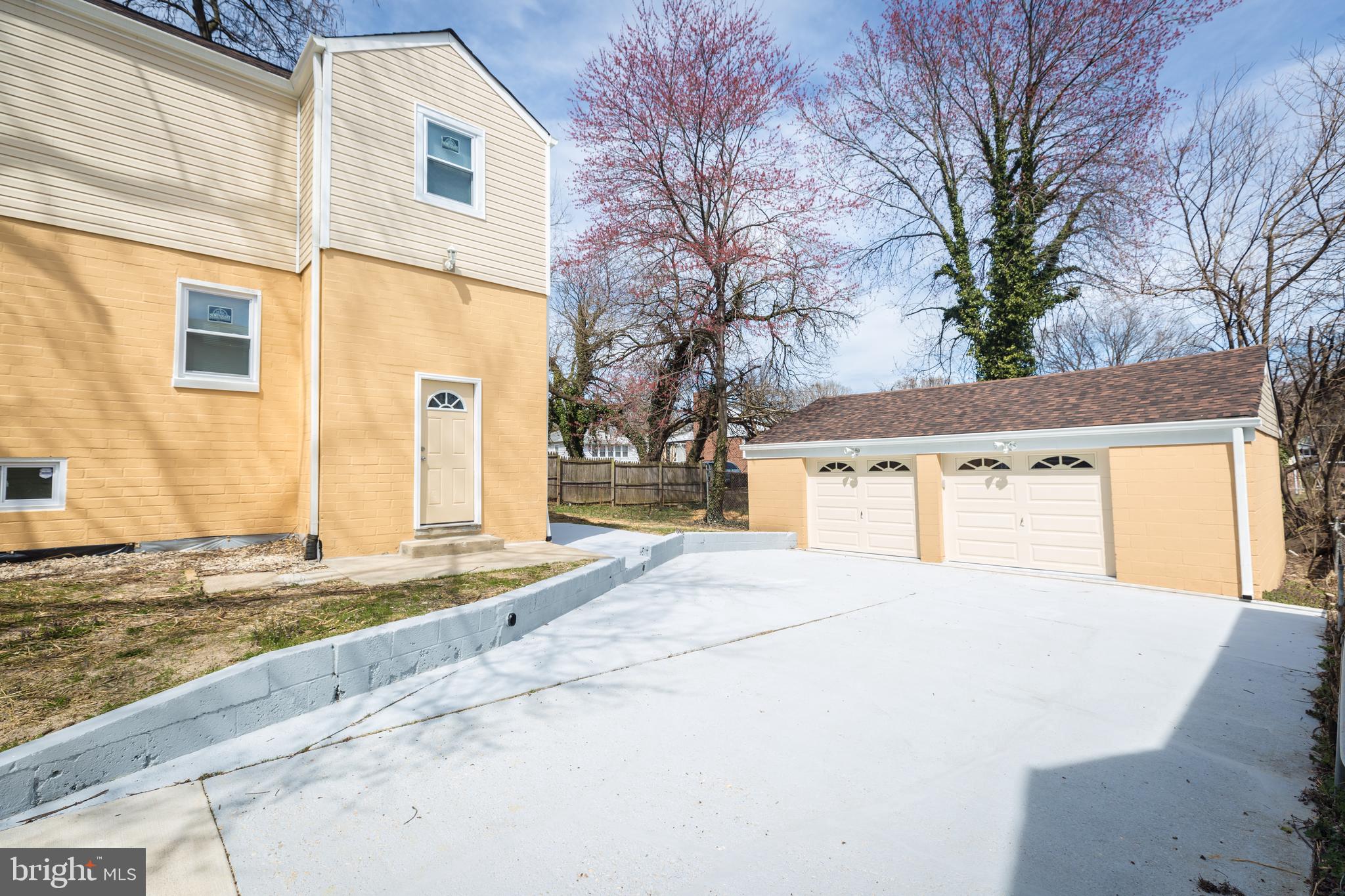 CAPITOL HEIGHTS - Residential