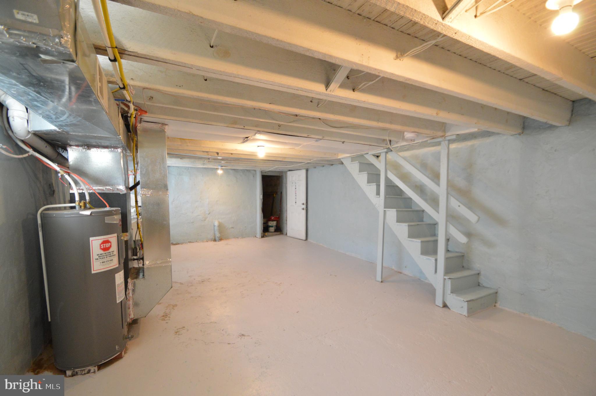 ELMWOOD PARK - Residential