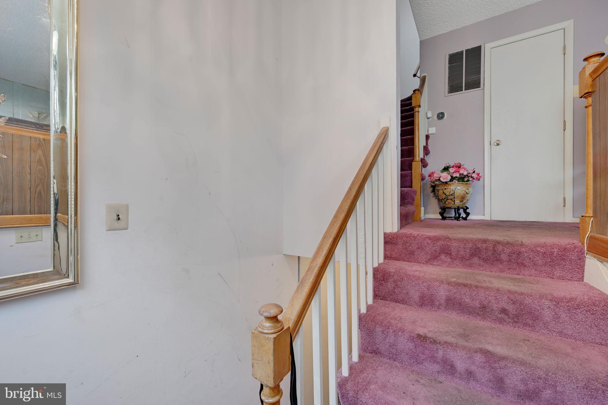 1326 W STREET NE