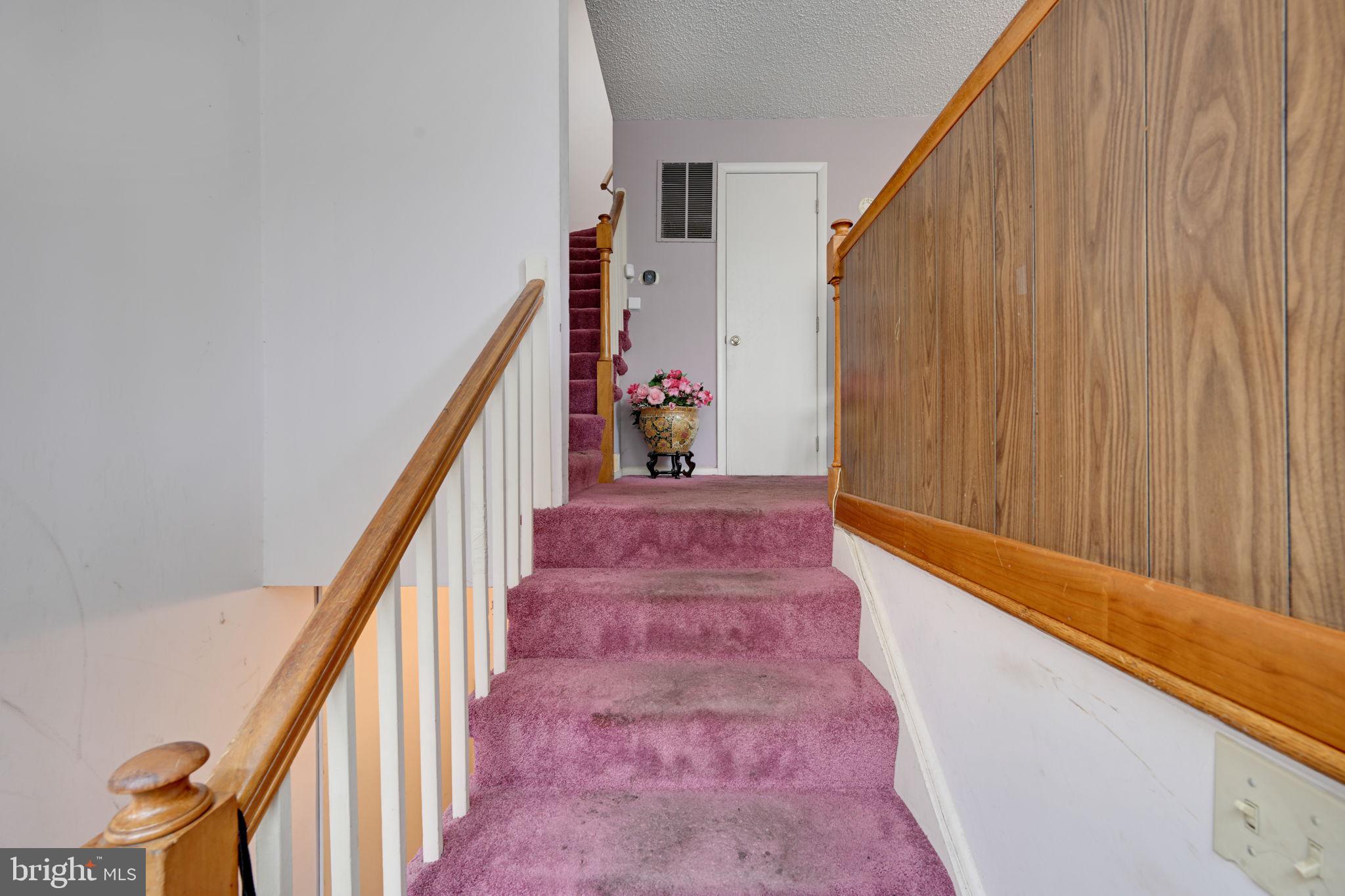 1326 W STREET NE