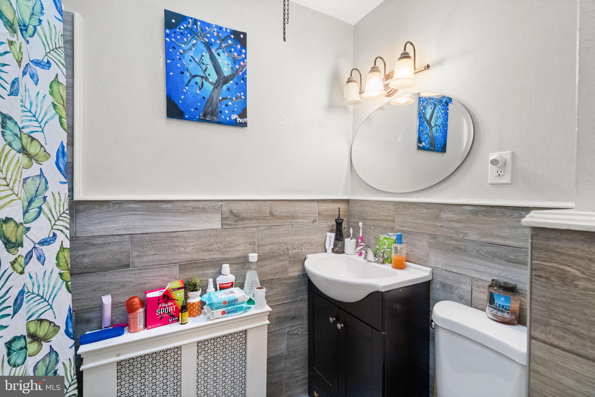 OAK LANE - Residential Income