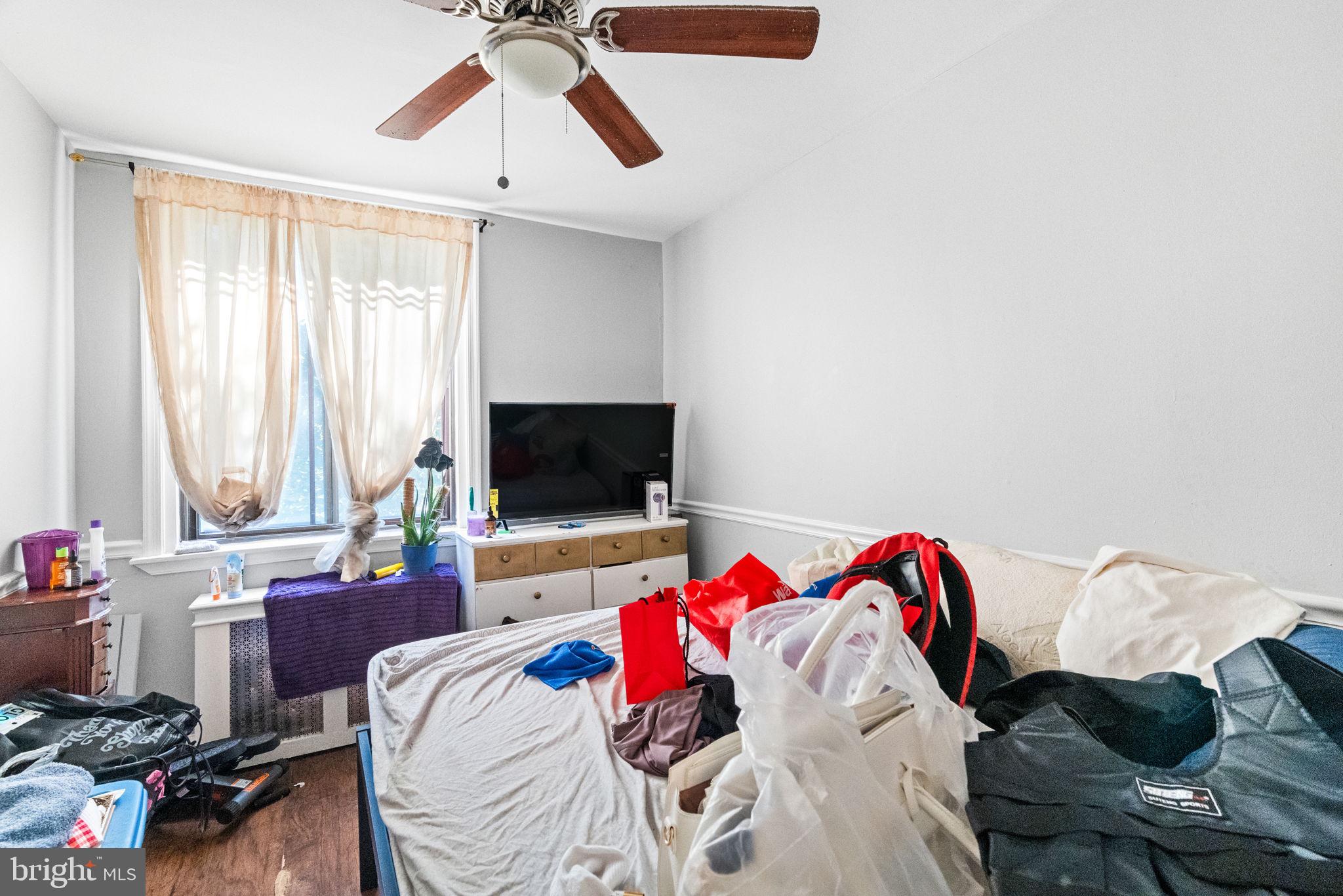 OAK LANE - Residential Income