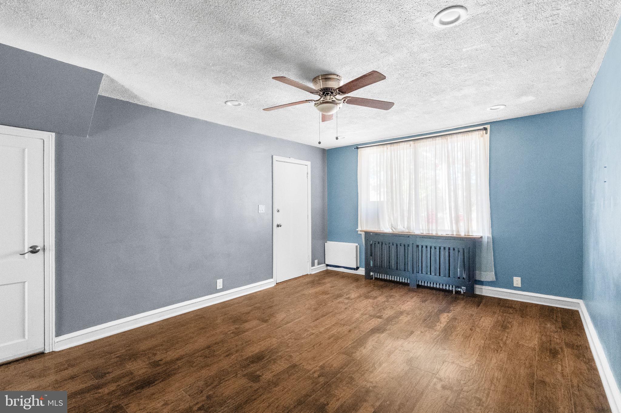 OAK LANE - Residential Income