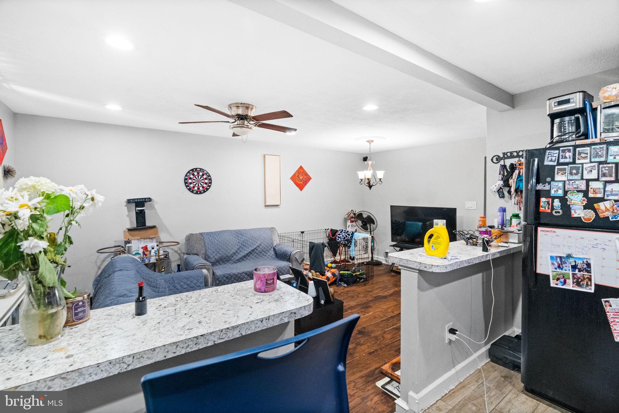 OAK LANE - Residential Income