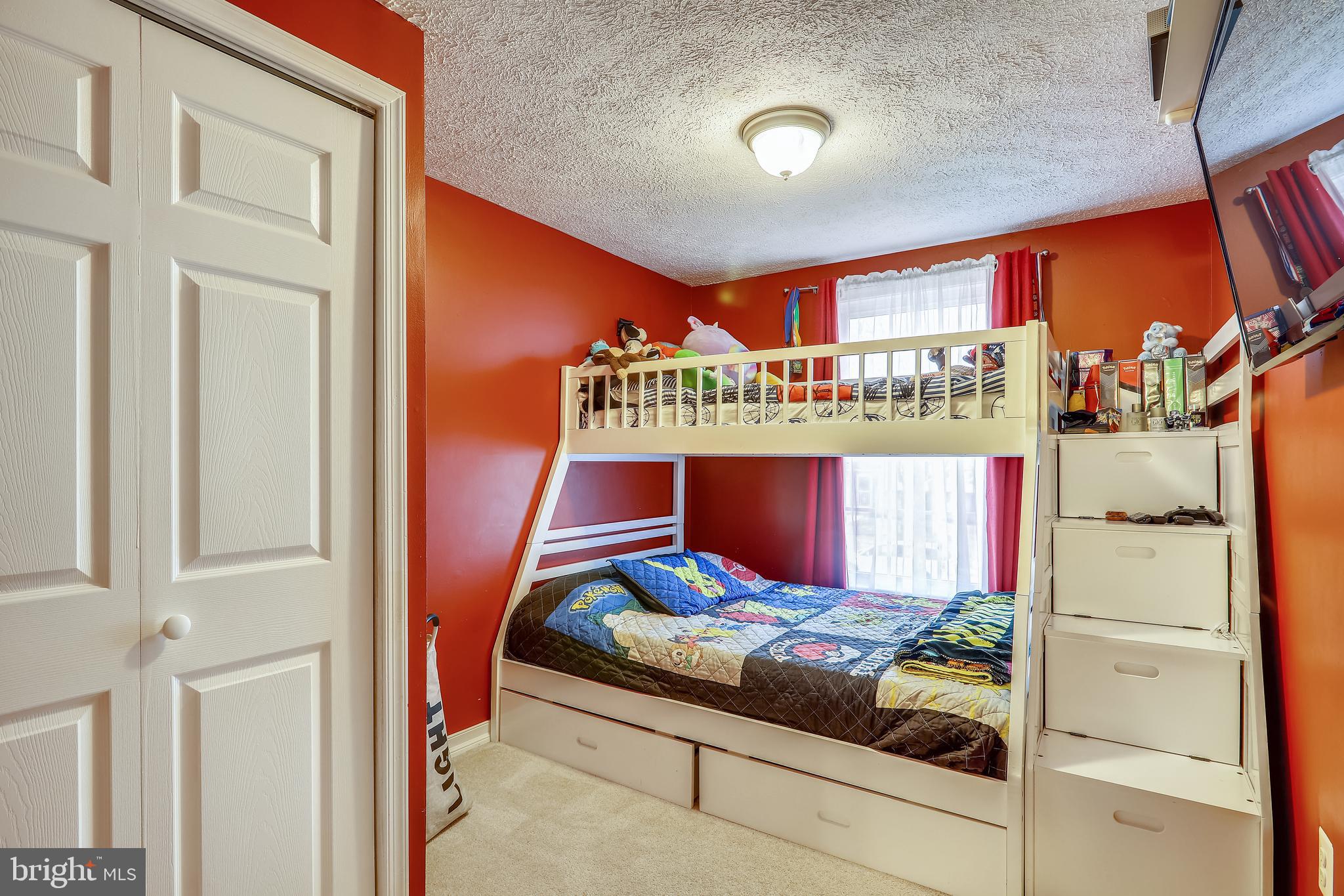 DRESDEN GREEN - Residential