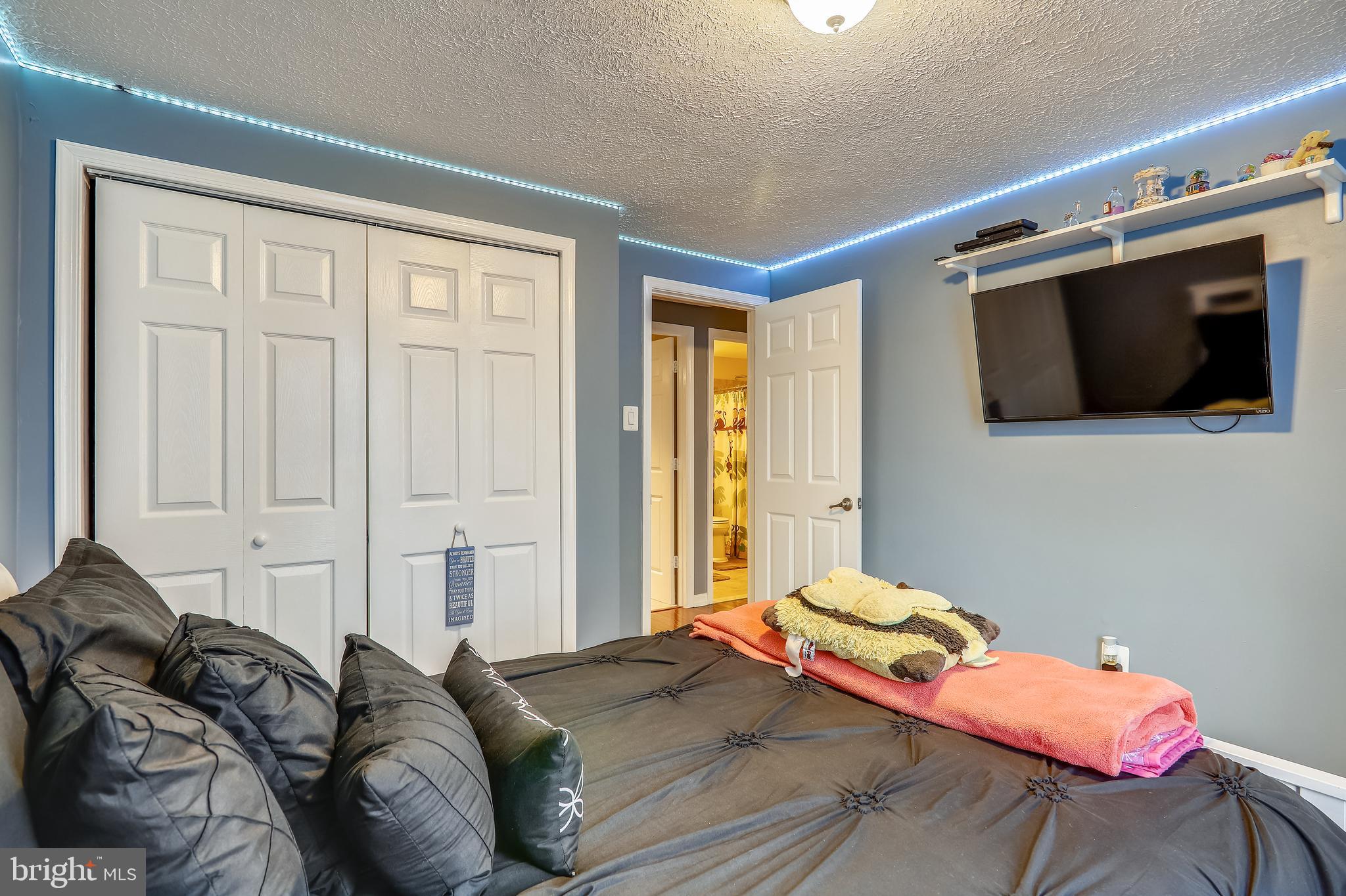 DRESDEN GREEN - Residential