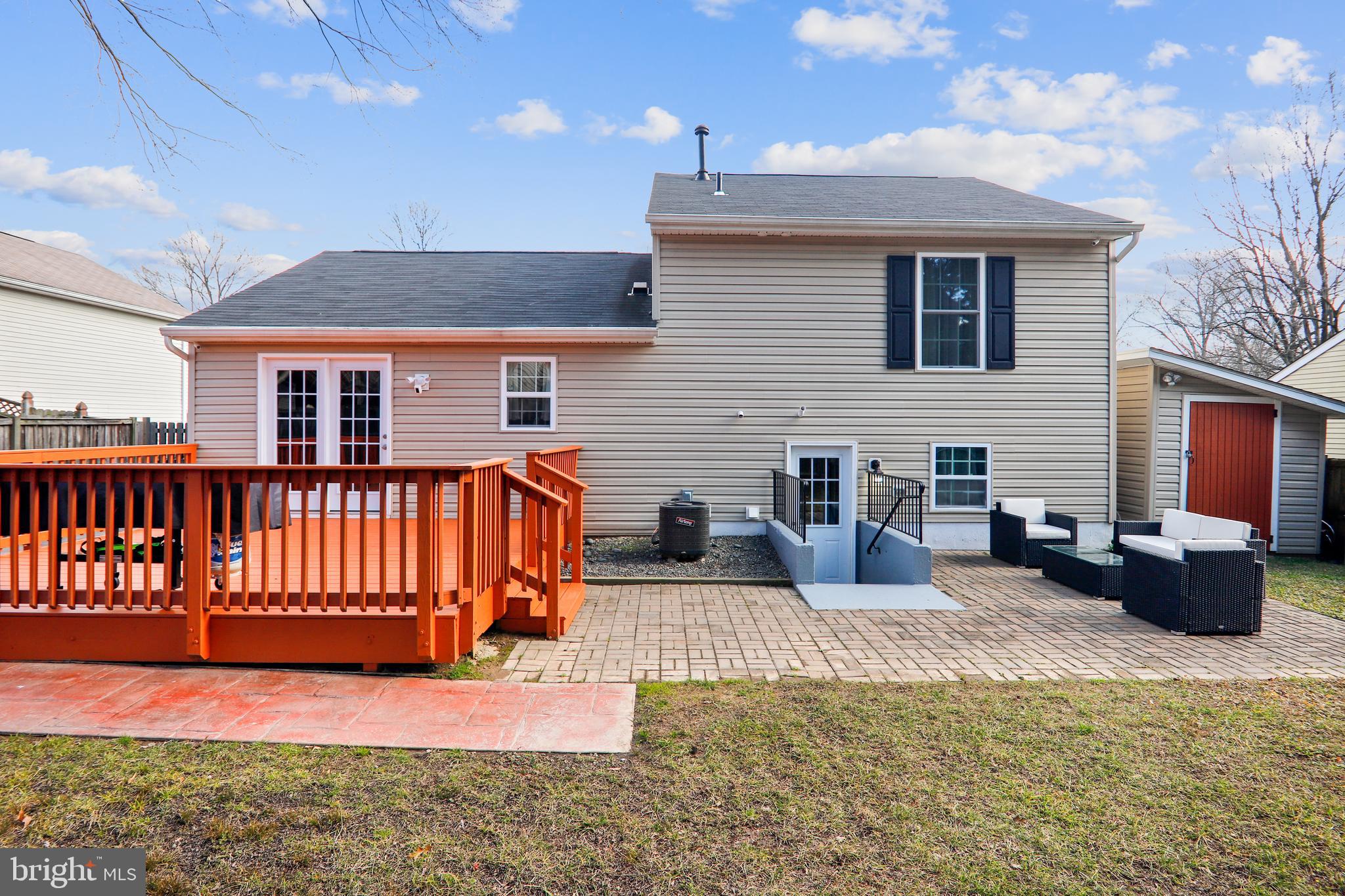 DRESDEN GREEN - Residential