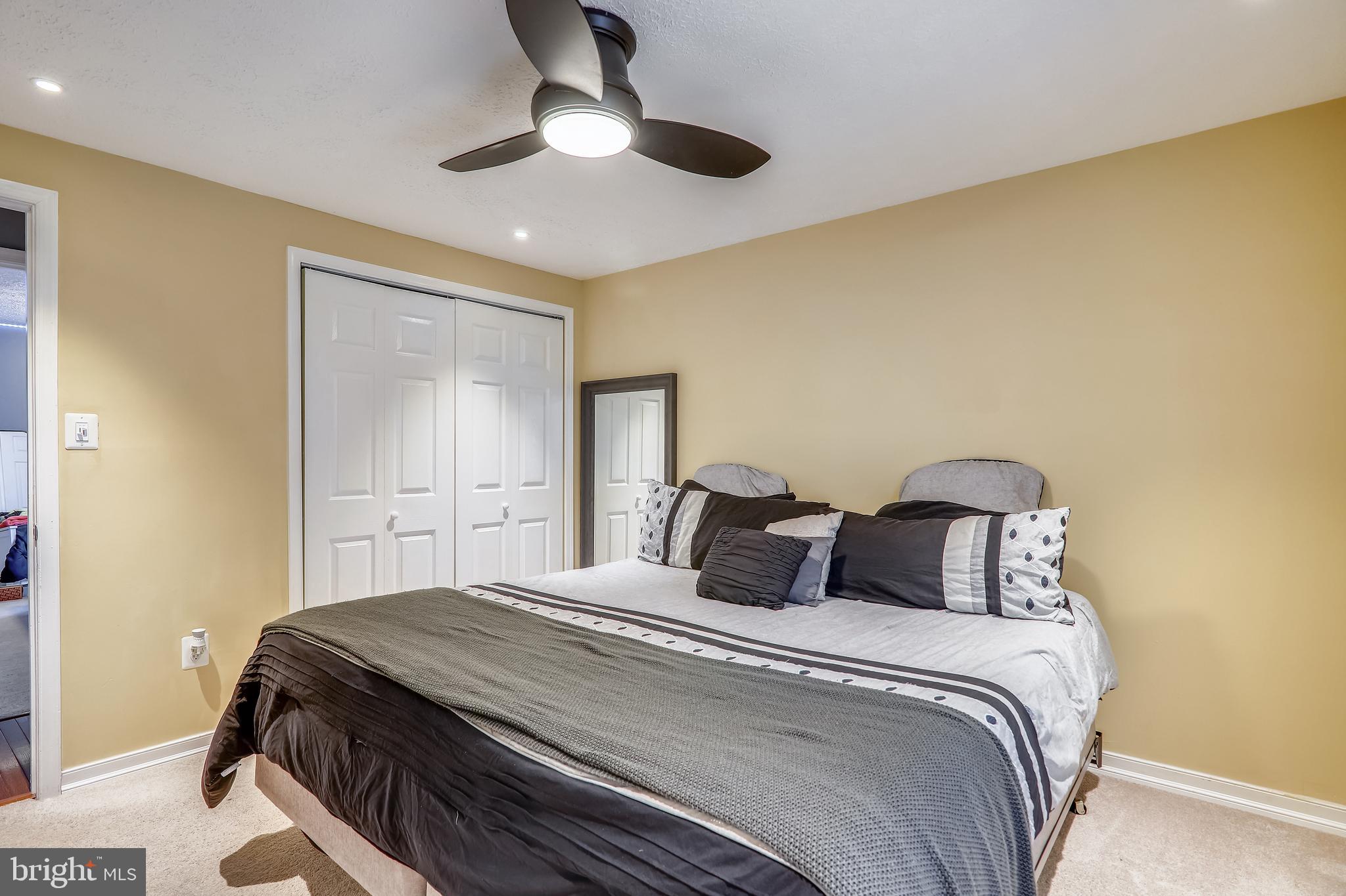 DRESDEN GREEN - Residential