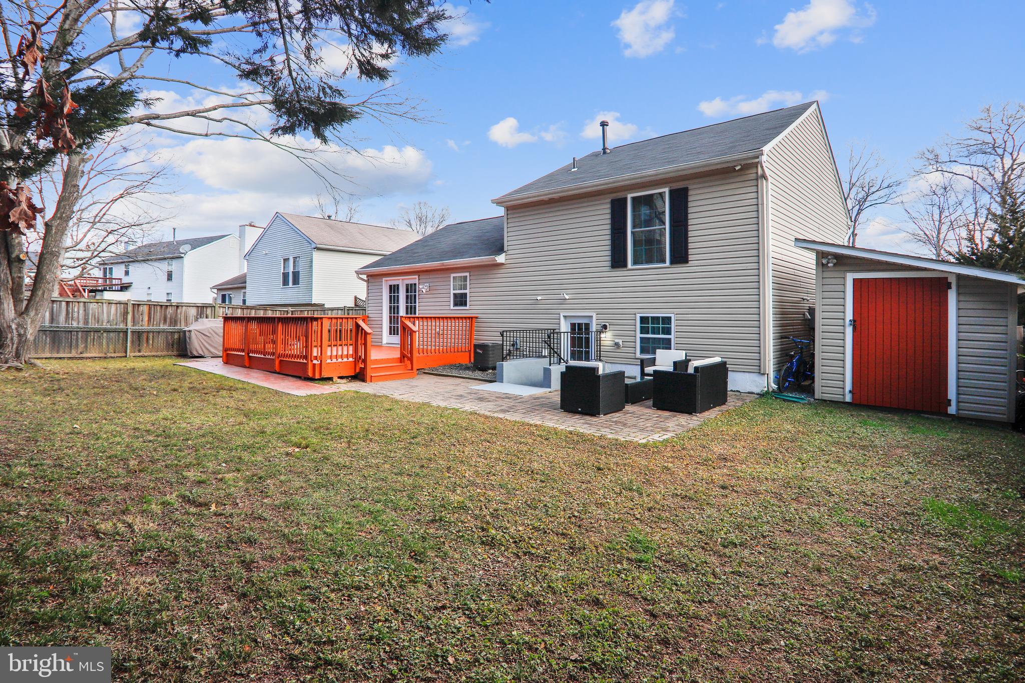 DRESDEN GREEN - Residential