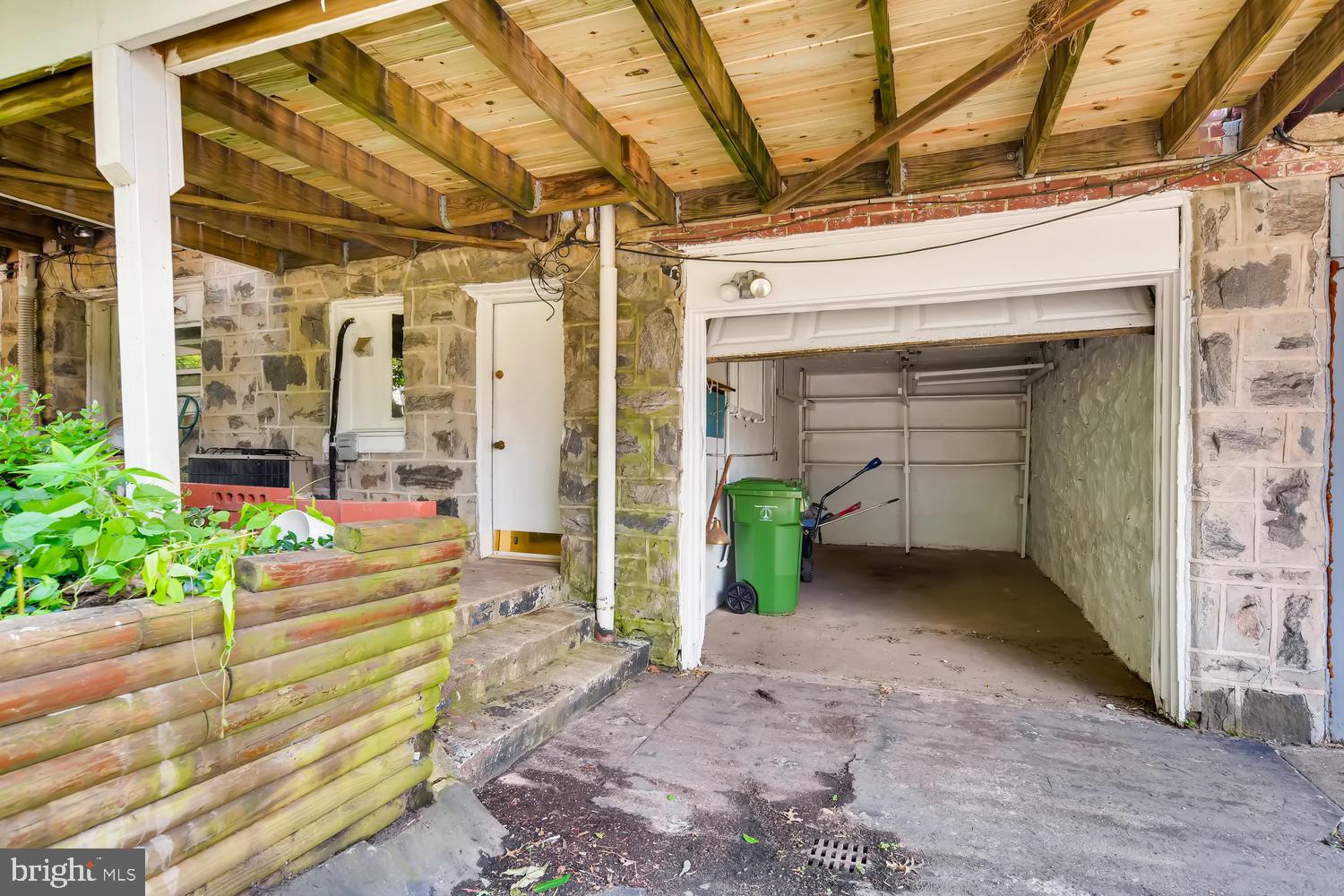 EDNOR GARDENS HISTORIC DISTRICT - Residential