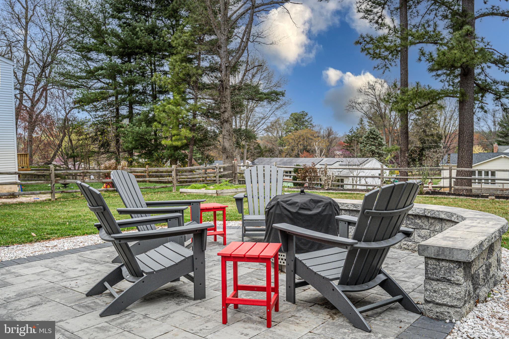 KINGS CONTRIVANCE - Residential