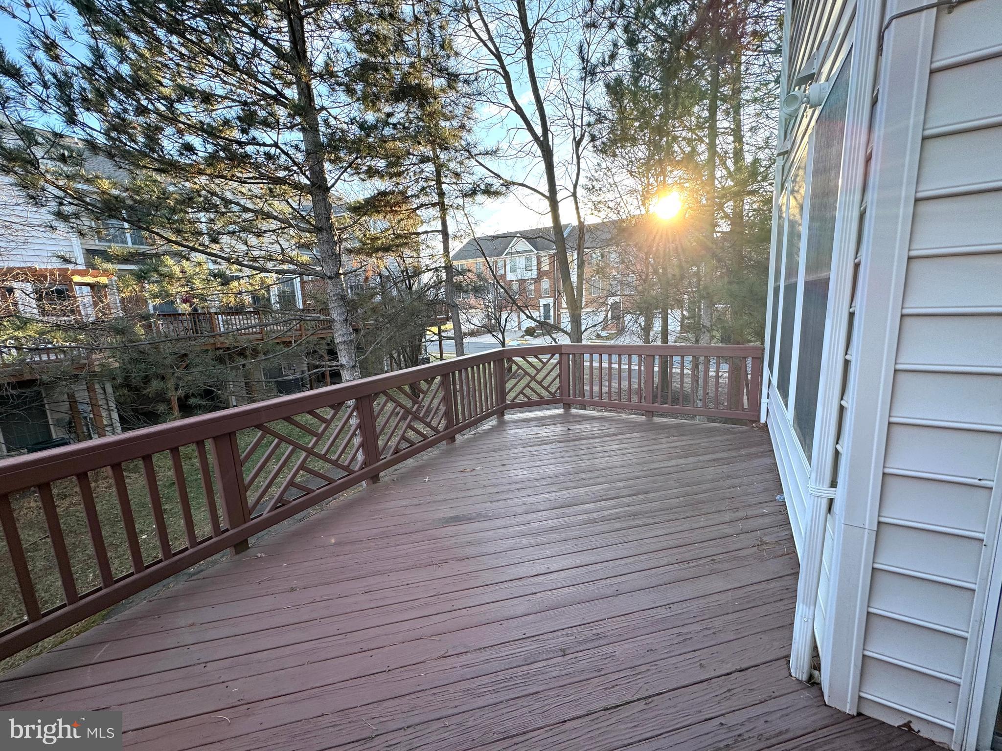 HIGHLAND OAKS - Residential