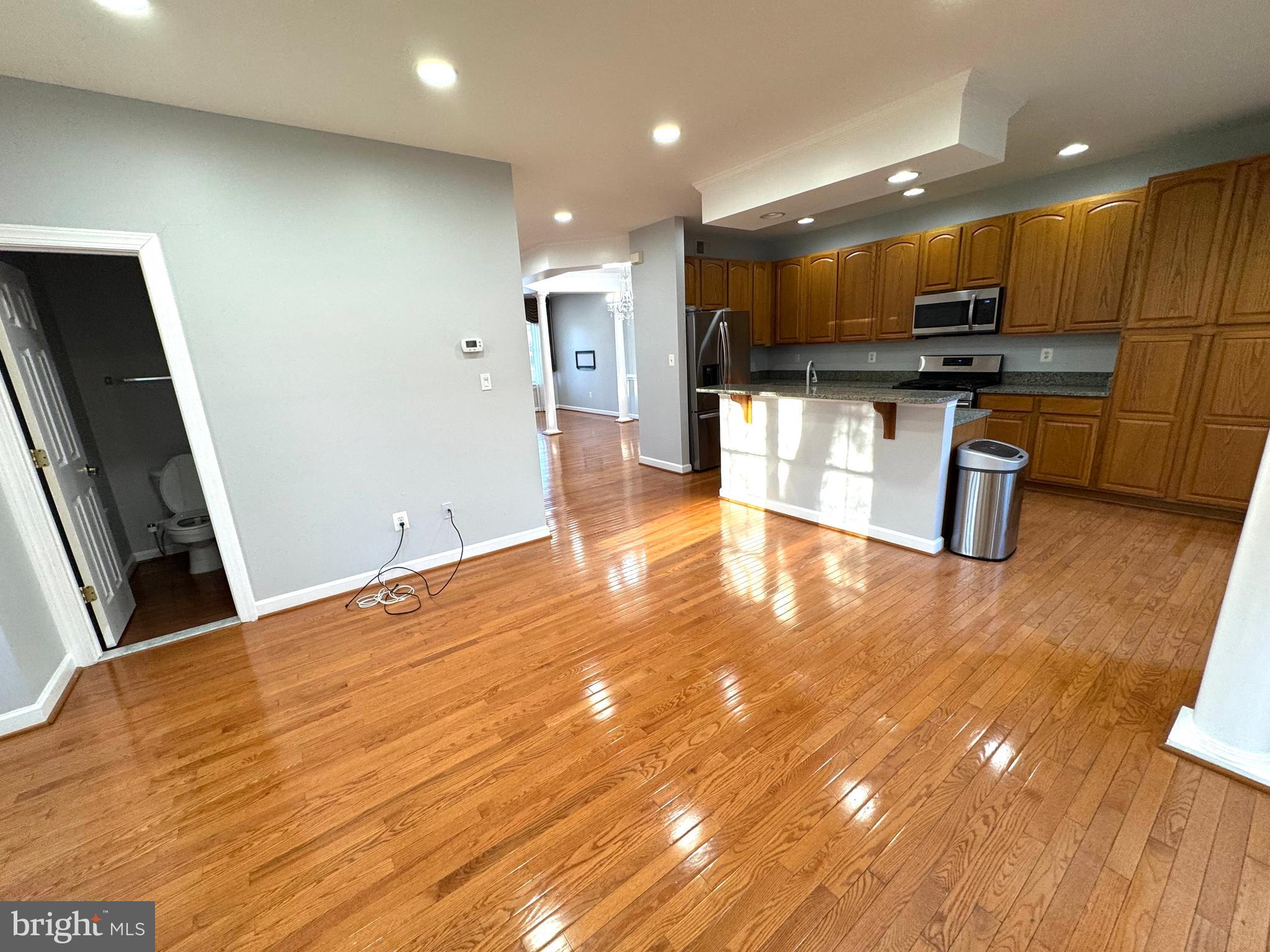 HIGHLAND OAKS - Residential