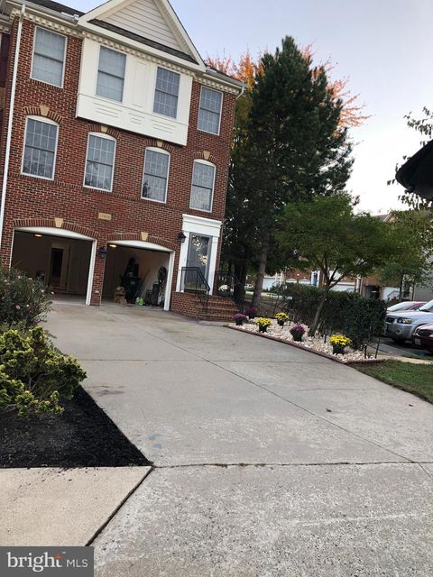 12915 STARTERS LANE FAIRFAX VA 22033