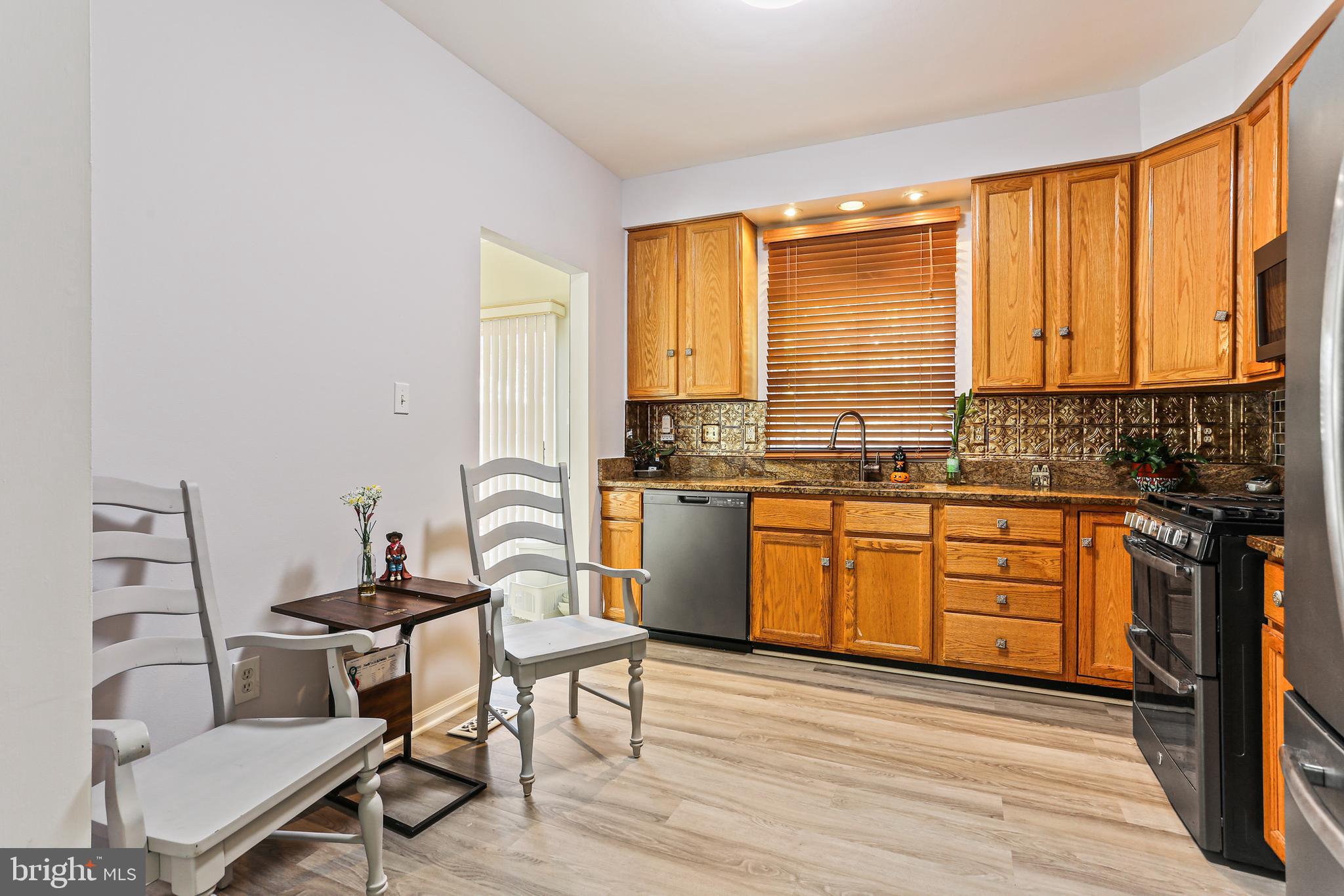 SUMMIT CREEK - Residential